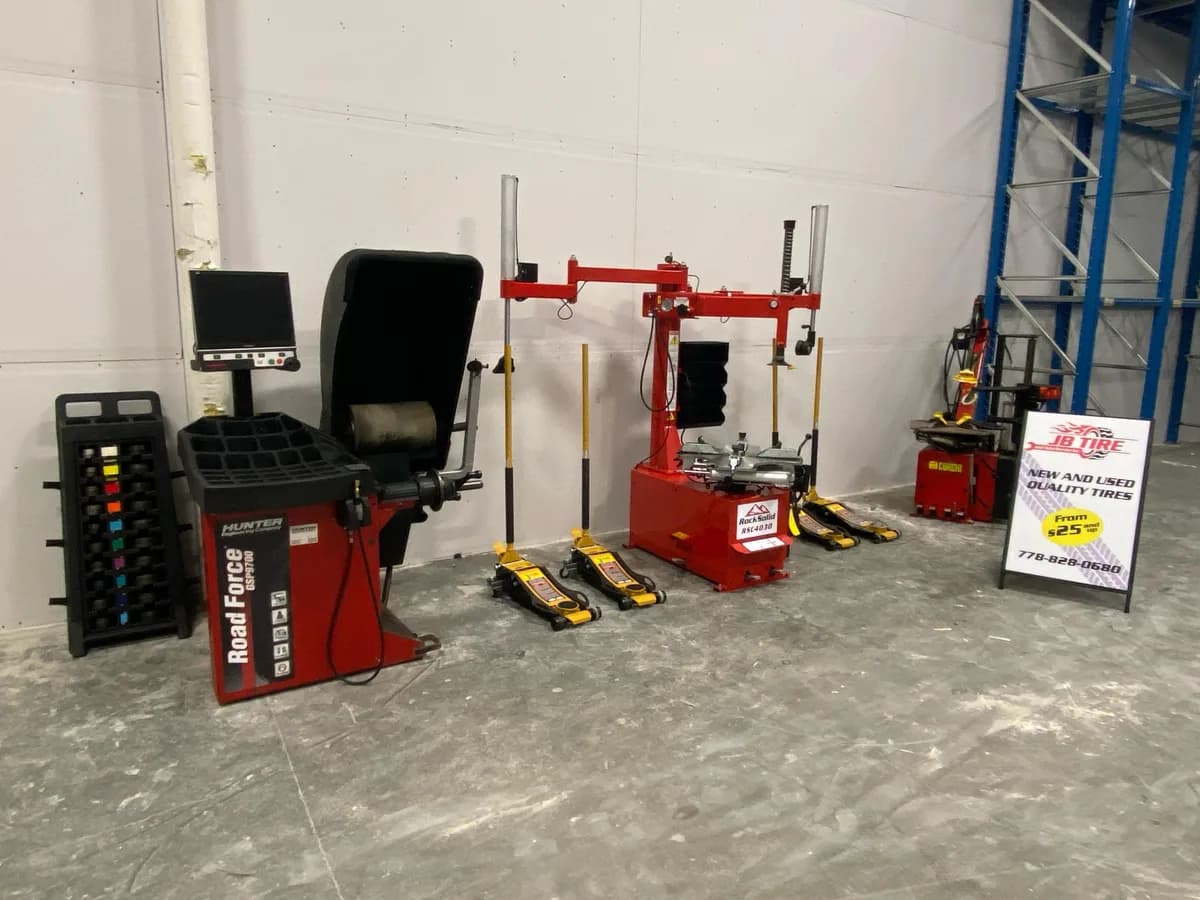 Workshop Bay 2 at JB Tire